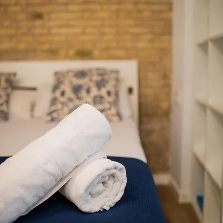 Florit Flats - Cozy Loft By The Market * Valence